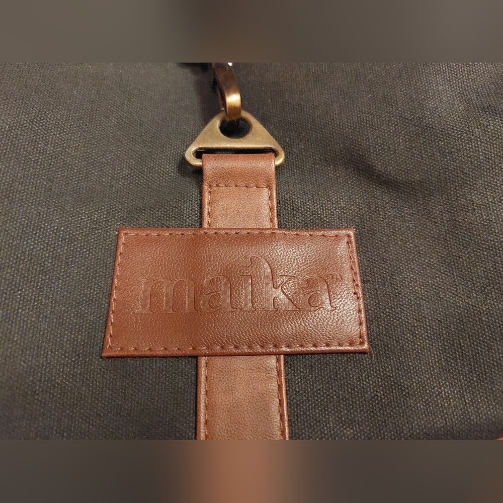 Maika Black and Brown Travel Bag